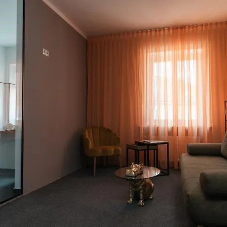 Kirchenwirt Kunsthotel ستوبيبرغ