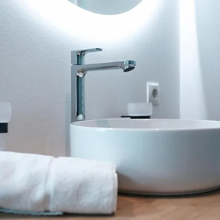 Kirchenwirt Kunsthotel * ستوبيبرغ