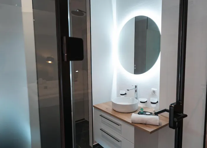 酒店 Kirchenwirt Kunsthotel