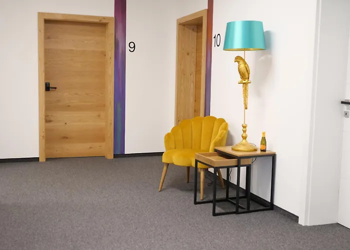 Kirchenwirt Kunsthotel فندق